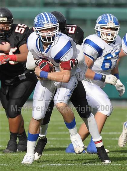 Thumbnail 3 in La Habra vs Tustin (CIF SS Southwest Championship) photogallery.