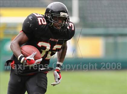 Thumbnail 3 in La Habra vs Tustin (CIF SS Southwest Championship) photogallery.