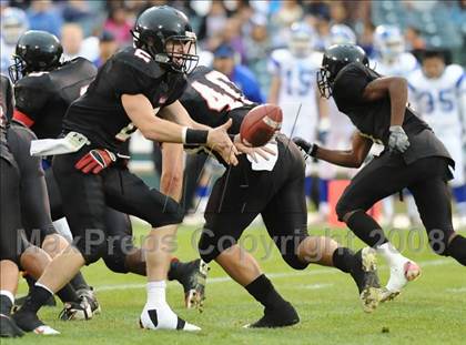 Thumbnail 3 in La Habra vs Tustin (CIF SS Southwest Championship) photogallery.