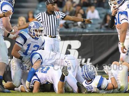 Thumbnail 3 in La Habra vs Tustin (CIF SS Southwest Championship) photogallery.