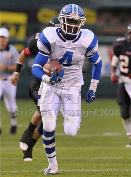 Thumbnail 2 in La Habra vs Tustin (CIF SS Southwest Championship) photogallery.