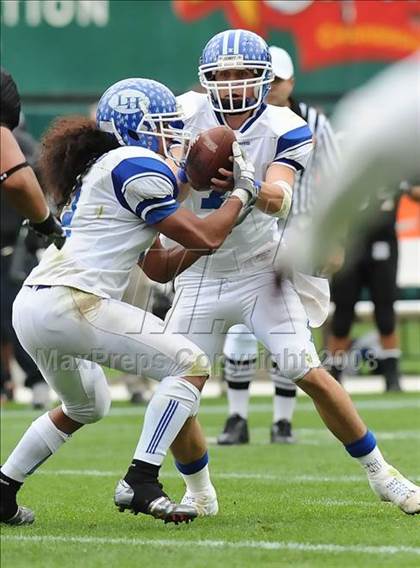 Thumbnail 1 in La Habra vs Tustin (CIF SS Southwest Championship) photogallery.