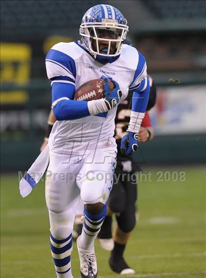 Thumbnail 2 in La Habra vs Tustin (CIF SS Southwest Championship) photogallery.