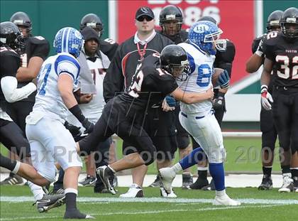Thumbnail 2 in La Habra vs Tustin (CIF SS Southwest Championship) photogallery.