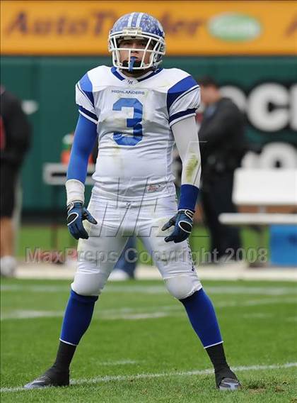 Thumbnail 2 in La Habra vs Tustin (CIF SS Southwest Championship) photogallery.