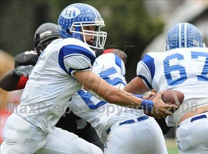 Thumbnail 1 in La Habra vs Tustin (CIF SS Southwest Championship) photogallery.