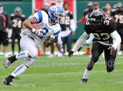Thumbnail 3 in La Habra vs Tustin (CIF SS Southwest Championship) photogallery.