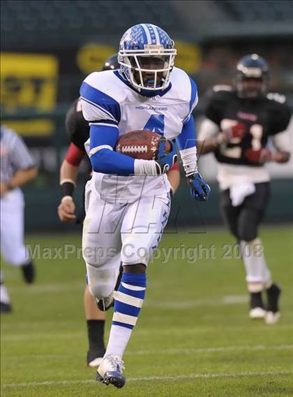 Thumbnail 3 in La Habra vs Tustin (CIF SS Southwest Championship) photogallery.