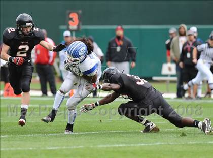 Thumbnail 3 in La Habra vs Tustin (CIF SS Southwest Championship) photogallery.