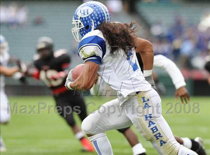 Thumbnail 1 in La Habra vs Tustin (CIF SS Southwest Championship) photogallery.
