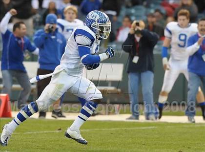 Thumbnail 2 in La Habra vs Tustin (CIF SS Southwest Championship) photogallery.