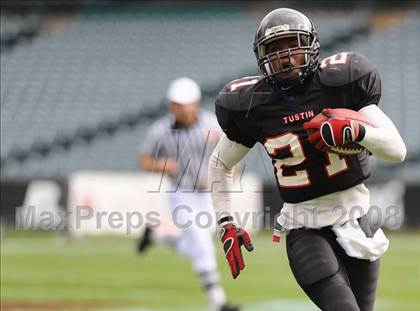 Thumbnail 3 in La Habra vs Tustin (CIF SS Southwest Championship) photogallery.