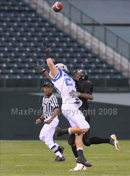Thumbnail 1 in La Habra vs Tustin (CIF SS Southwest Championship) photogallery.