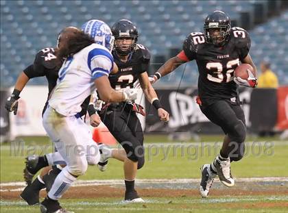 Thumbnail 2 in La Habra vs Tustin (CIF SS Southwest Championship) photogallery.