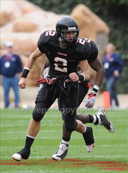 Thumbnail 1 in La Habra vs Tustin (CIF SS Southwest Championship) photogallery.