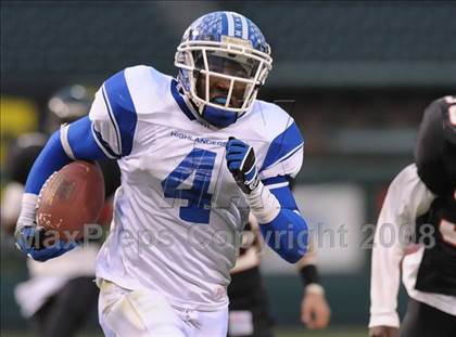 Thumbnail 1 in La Habra vs Tustin (CIF SS Southwest Championship) photogallery.