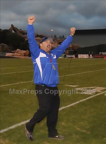 Thumbnail 1 in La Habra vs Tustin (CIF SS Southwest Championship) photogallery.