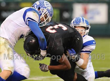 Thumbnail 1 in La Habra vs Tustin (CIF SS Southwest Championship) photogallery.