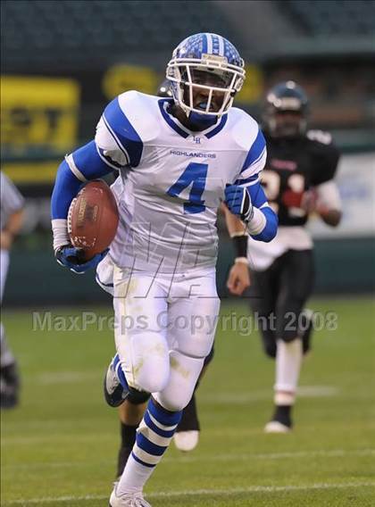 Thumbnail 1 in La Habra vs Tustin (CIF SS Southwest Championship) photogallery.