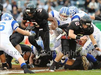 Thumbnail 3 in La Habra vs Tustin (CIF SS Southwest Championship) photogallery.