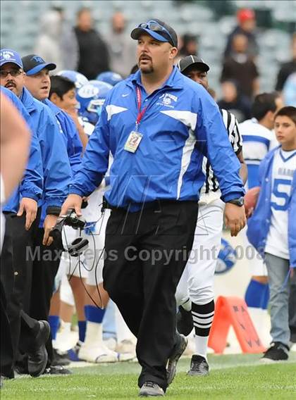 Thumbnail 3 in La Habra vs Tustin (CIF SS Southwest Championship) photogallery.