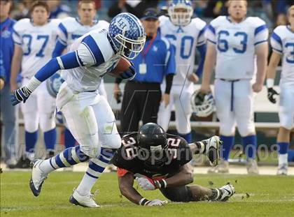 Thumbnail 3 in La Habra vs Tustin (CIF SS Southwest Championship) photogallery.