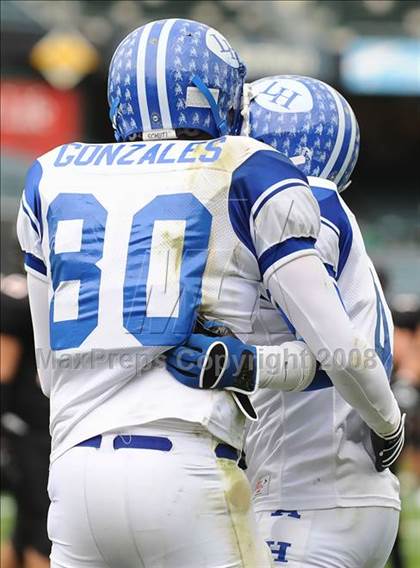 Thumbnail 1 in La Habra vs Tustin (CIF SS Southwest Championship) photogallery.