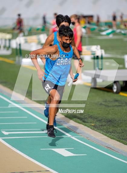 Thumbnail 3 in Larry Baca Memorial Track Meet photogallery.