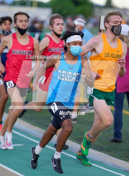 Thumbnail 1 in Larry Baca Memorial Track Meet photogallery.