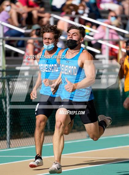 Thumbnail 3 in Larry Baca Memorial Track Meet photogallery.