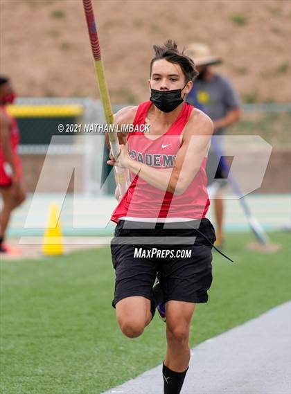 Thumbnail 1 in Larry Baca Memorial Track Meet photogallery.