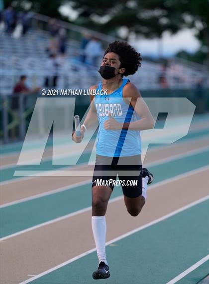 Thumbnail 2 in Larry Baca Memorial Track Meet photogallery.