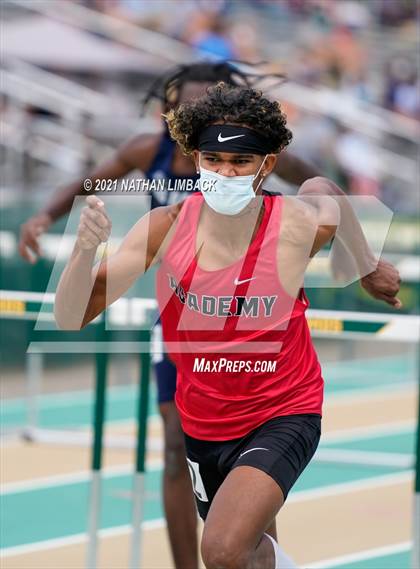 Thumbnail 1 in Larry Baca Memorial Track Meet photogallery.