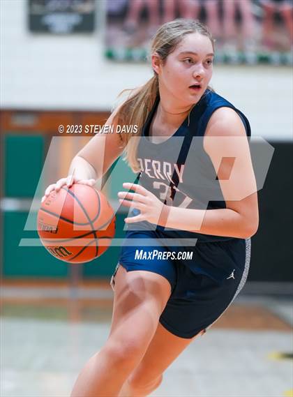 Thumbnail 3 in Perry @ Basha photogallery.