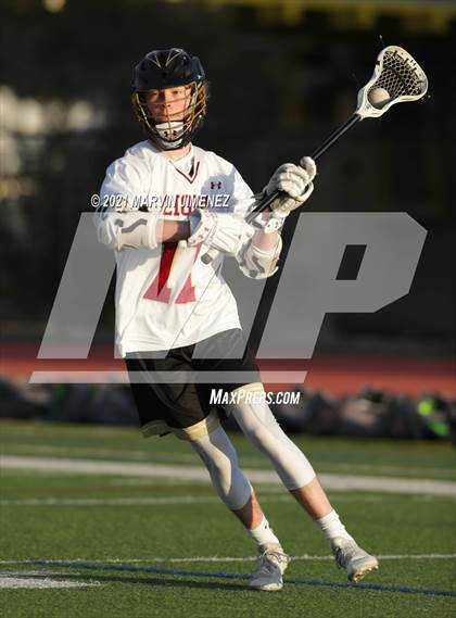 Thumbnail 1 in Oaks Christian vs Thousand Oaks photogallery.