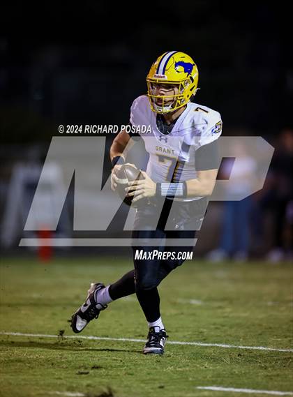 Thumbnail 2 in Grant @ Clovis East photogallery.