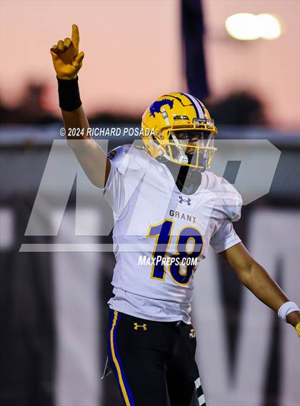 Thumbnail 1 in Grant @ Clovis East photogallery.