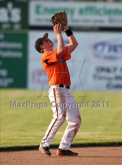 Thumbnail 2 in Webber vs Alfred-Almond (Section 5 Class DD Semifinal) photogallery.