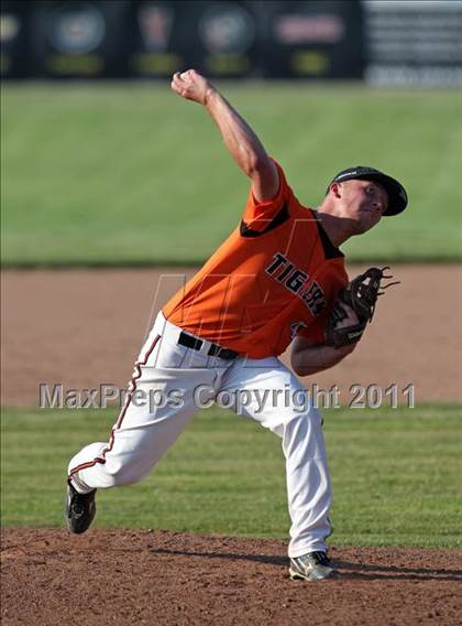 Thumbnail 2 in Webber vs Alfred-Almond (Section 5 Class DD Semifinal) photogallery.