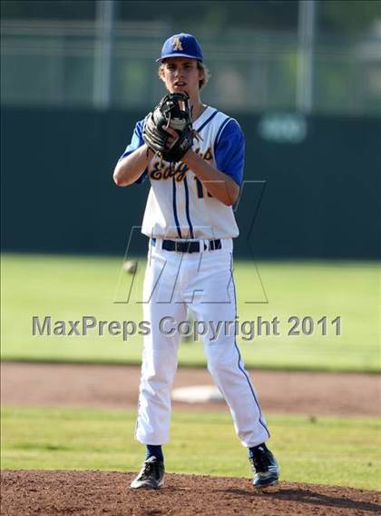 Thumbnail 1 in Webber vs Alfred-Almond (Section 5 Class DD Semifinal) photogallery.