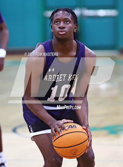 Thumbnail 2 in Ardrey Kell @ Myers Park photogallery.