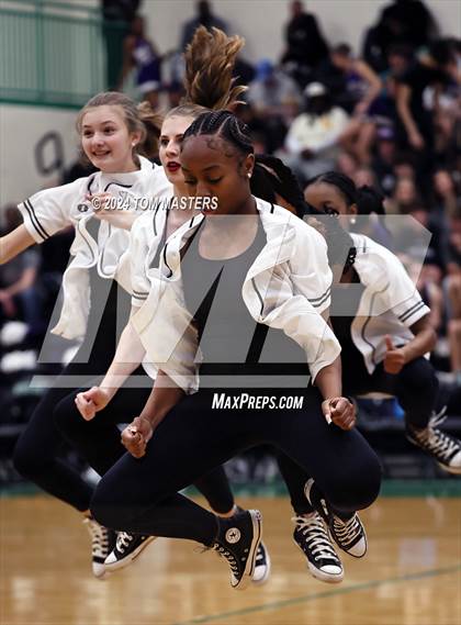 Thumbnail 2 in Ardrey Kell @ Myers Park photogallery.