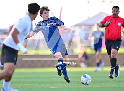 Thumbnail 2 in Walnut Grove vs. Southwest (UIL 5A Soccer Division I Final) photogallery.