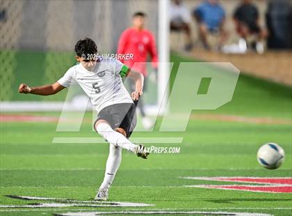 Thumbnail 3 in Walnut Grove vs. Southwest (UIL 5A Soccer Division I Final) photogallery.