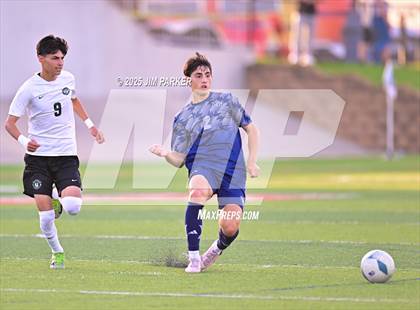 Thumbnail 2 in Walnut Grove vs. Southwest (UIL 5A Soccer Division I Final) photogallery.