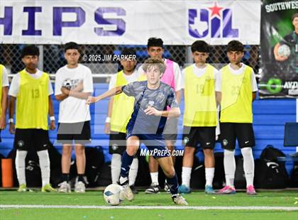 Thumbnail 2 in Walnut Grove vs. Southwest (UIL 5A Soccer Division I Final) photogallery.