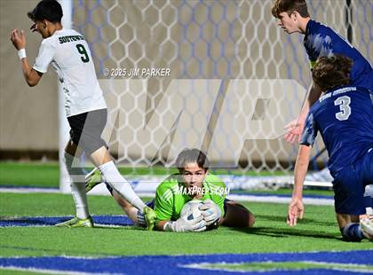 Thumbnail 1 in Walnut Grove vs. Southwest (UIL 5A Soccer Division I Final) photogallery.