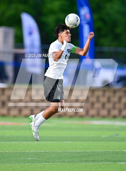 Thumbnail 3 in Walnut Grove vs. Southwest (UIL 5A Soccer Division I Final) photogallery.