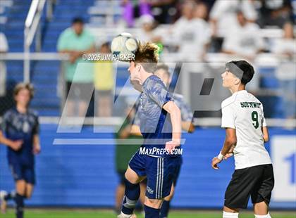 Thumbnail 2 in Walnut Grove vs. Southwest (UIL 5A Soccer Division I Final) photogallery.