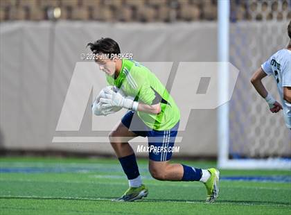 Thumbnail 3 in Walnut Grove vs. Southwest (UIL 5A Soccer Division I Final) photogallery.